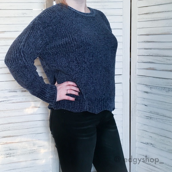 89th & Madison Sweaters - 89th & Madison | Scalloped Hem Chenille Sweater